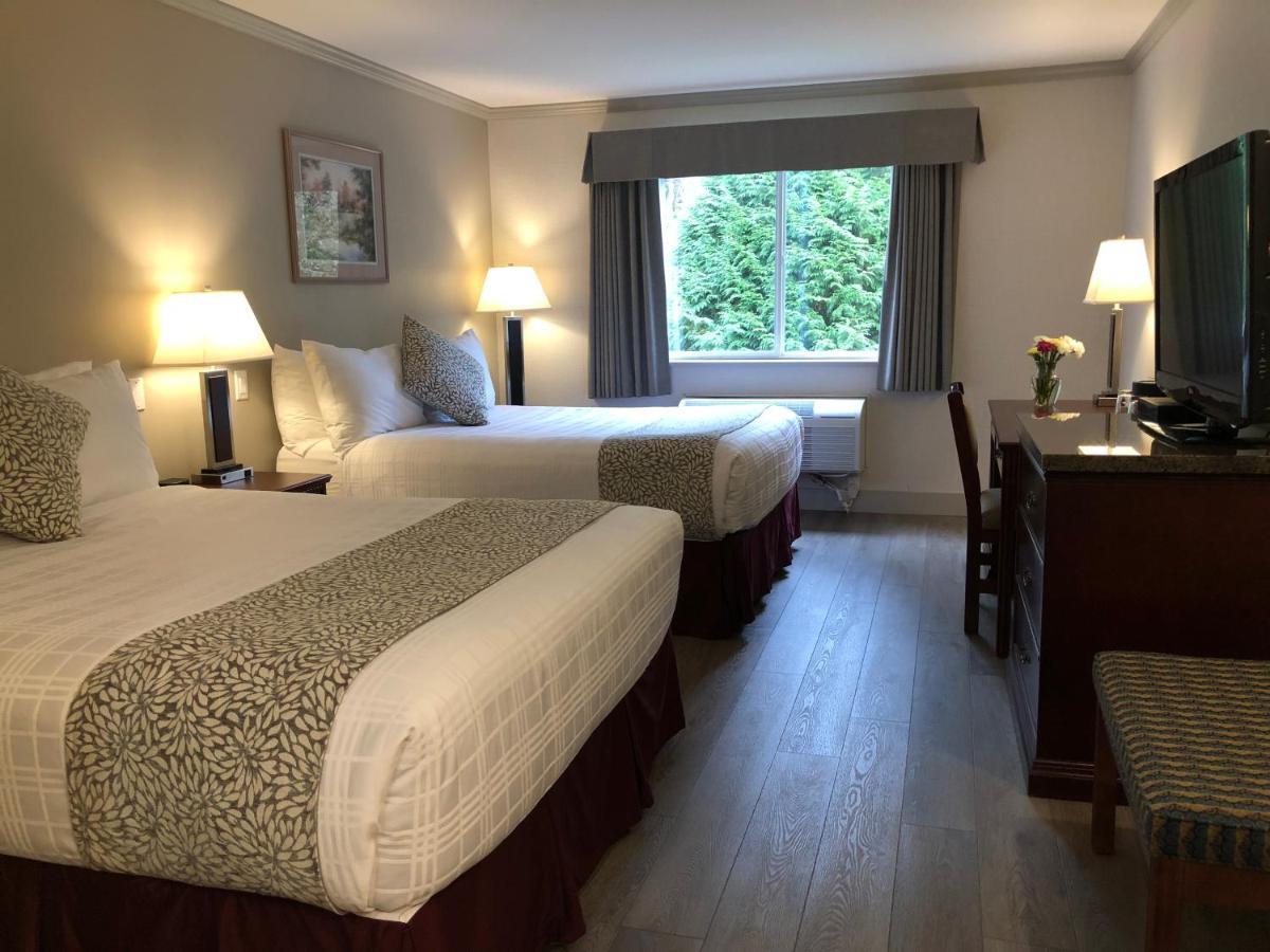 Coast Abbotsford Hotel & Suites Exteriör bild