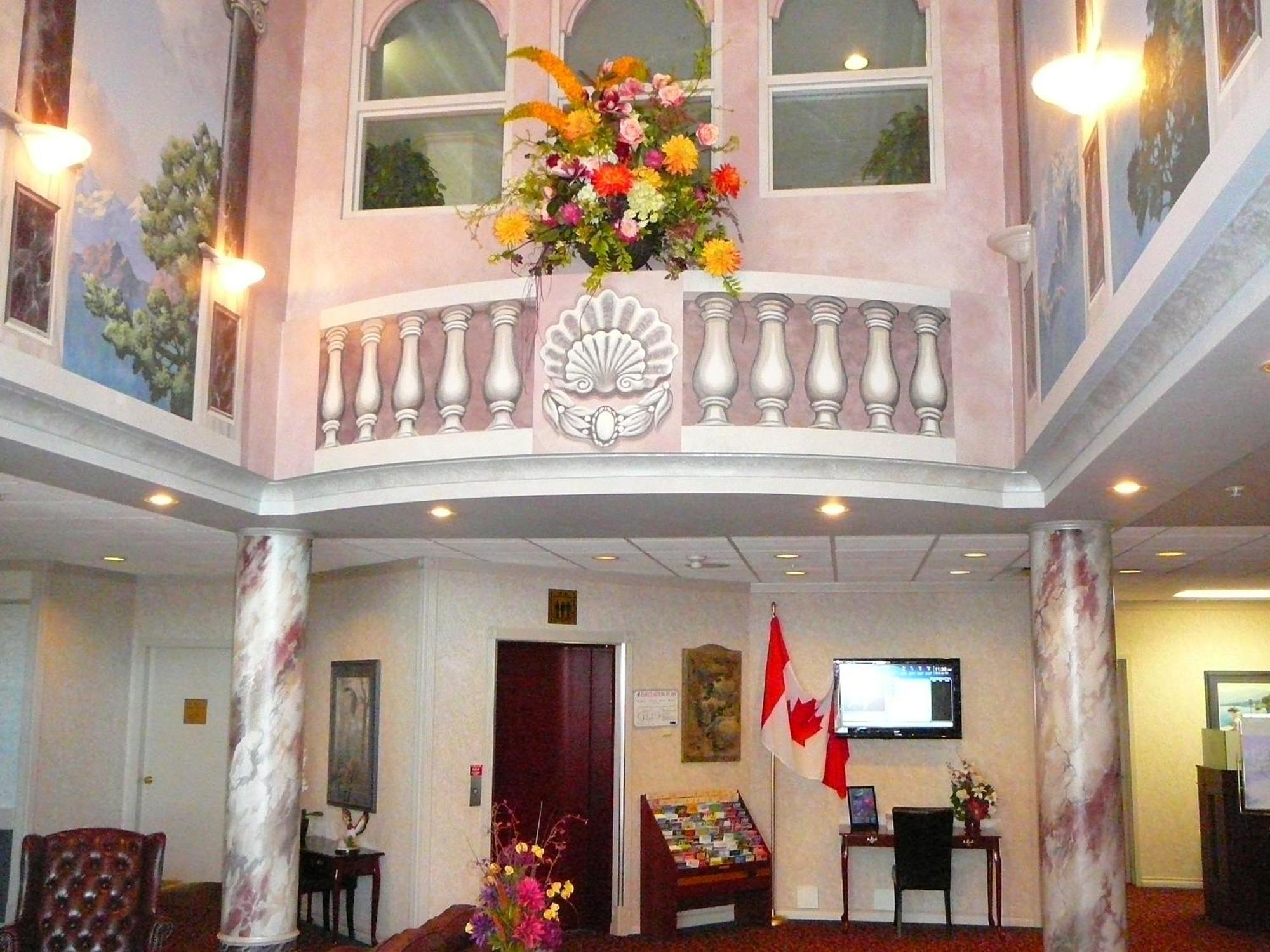 Coast Abbotsford Hotel & Suites Exteriör bild
