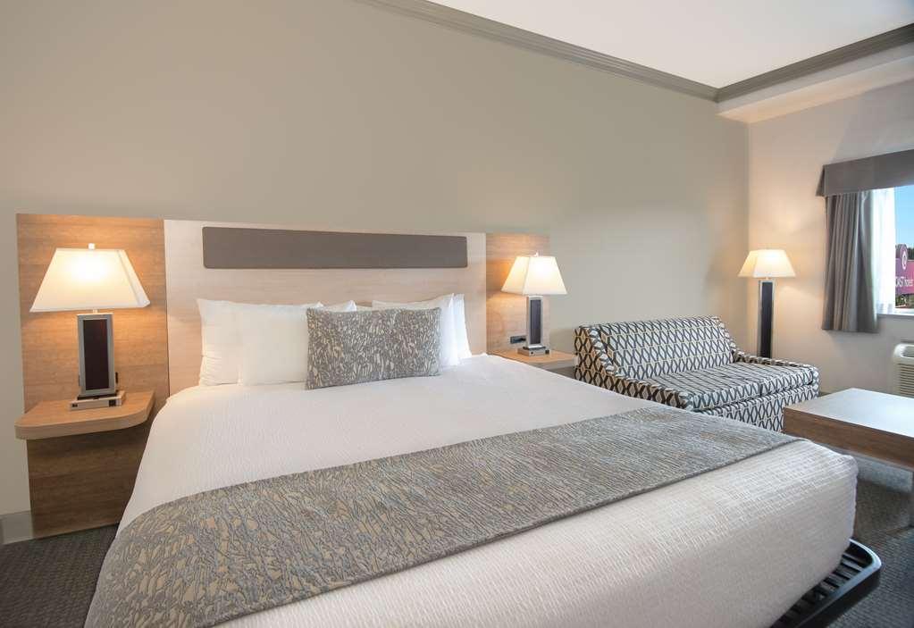 Coast Abbotsford Hotel & Suites Rum bild